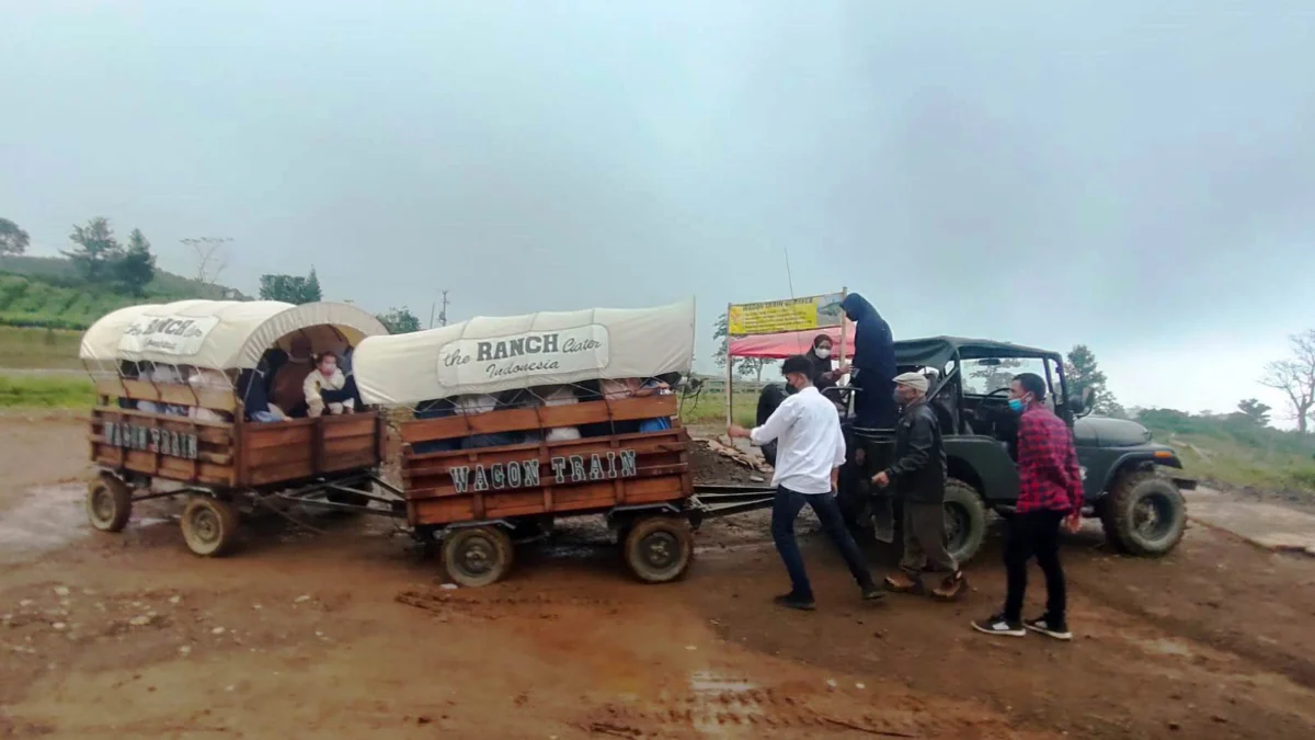 Sensani Diatas Awan dan Ala Koboi, The Ranch Tawarkan Dua Konsep Berkuda