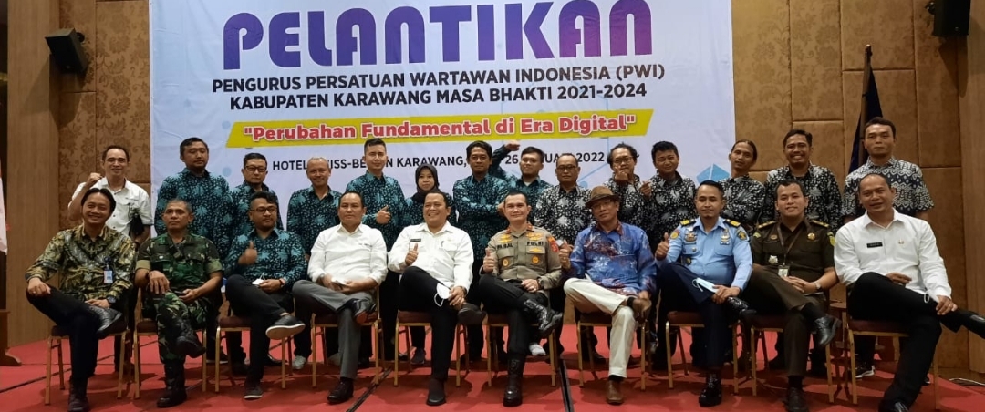 Pengurus PWI Karawang Resmi Dilantik