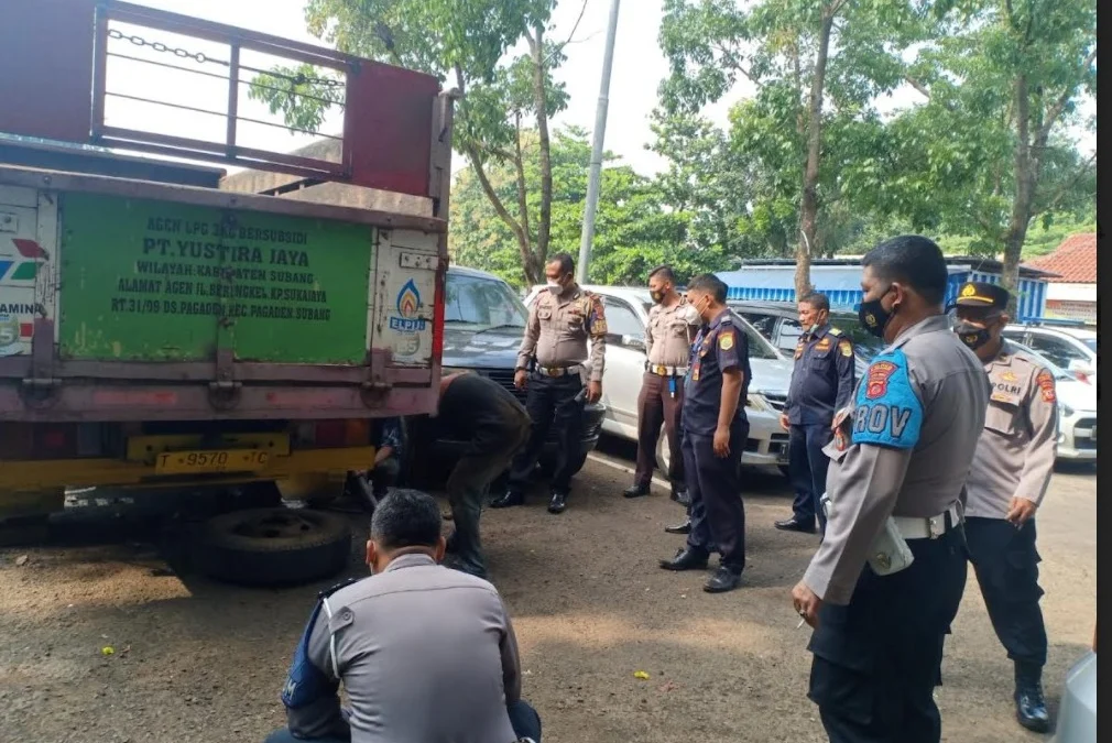 Tujuh Kendaraan Terlibat Kecelakaan Beruntun di Subang Satu Orang Tewas, Ini Dugaan Penyebab Kecelakaan Menurut Unit Laka Lantas