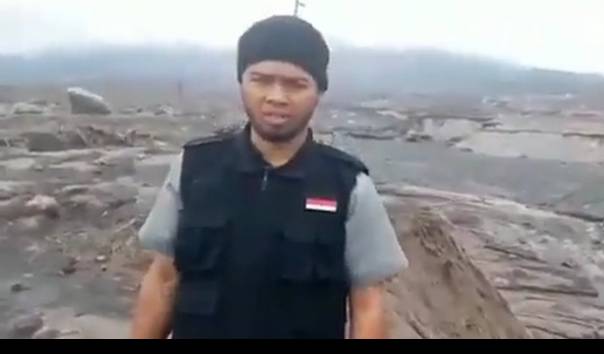 Pria Penendang Sesajen di lokasi Erupsi Semeru ditetapkan Tersangka oleh Polda Jatim, Ini Pasal dan Ancaman Hukumannya