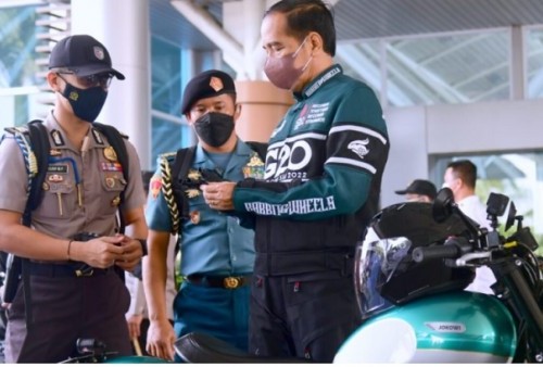 Jaket Terbaru Jokowi! "G20" Asal Bandung Jadi Sorotan Netizen Saat Di Mandalika