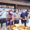 Bersama UMKM, Gramedia Karawang Launching Food And Craft Festival
