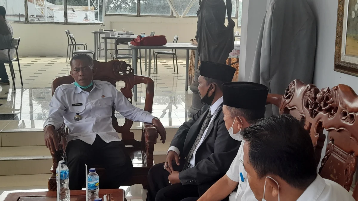 Meski Terlambat, Honor RT RW di Subang Mulai Dibayar