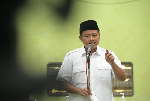 Viral Pendeta Ajukan Penghapusan 300 Ayat AL-Qur'an, Panglima Santri: 'Jangan Hina Kitab Suci Kami!' (Wakiol Gubernur Jabar dan Panglima Santri Jabar, Uu Ruhzanul Ulum--Biro Adpim Jabar)