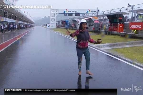 Berapa Bayaran Pawang Hujan Mandalika? Ternyata Segini yang Diterima Rara Istiani Wulandari