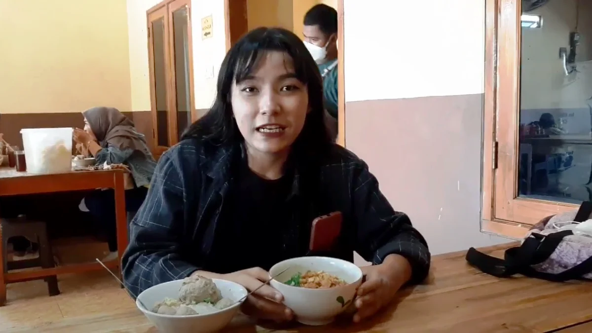 Cobain Yuk! Rasa Bakso Urat Pak To Terkenal Enak