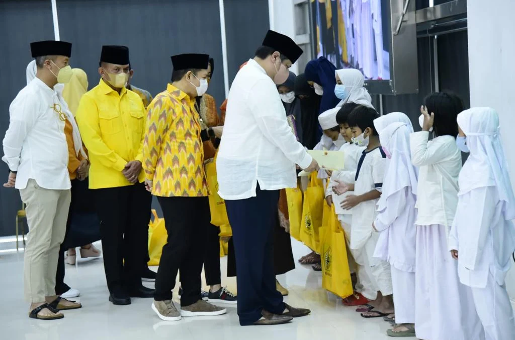 Santuni Anak Yatim Saat Ramadhan, Airlangga Didoakan Jadi Presiden 2024