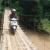 Zaman Kini Masih Ada Jembatan Gantung di Subang