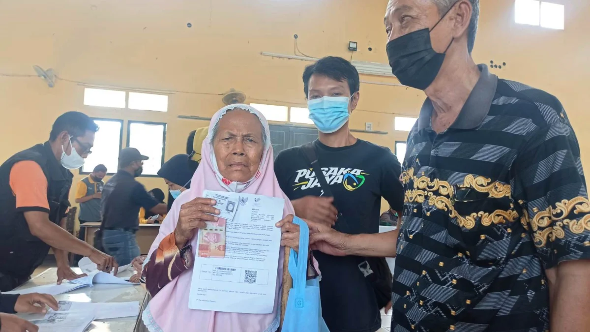 Bantuan Pemerintah Mulai Berdatangan