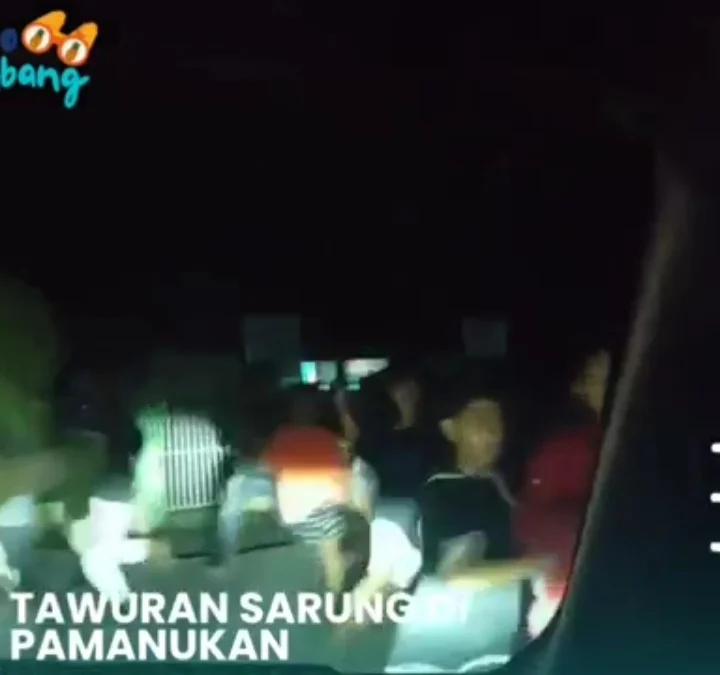 Puluhan Remaja Tawuran Sarung di Pamanukan