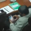 Viral, Anggota DPR RI Diduga Asik Nonton Video Porno di HP saat Sedang Rapat