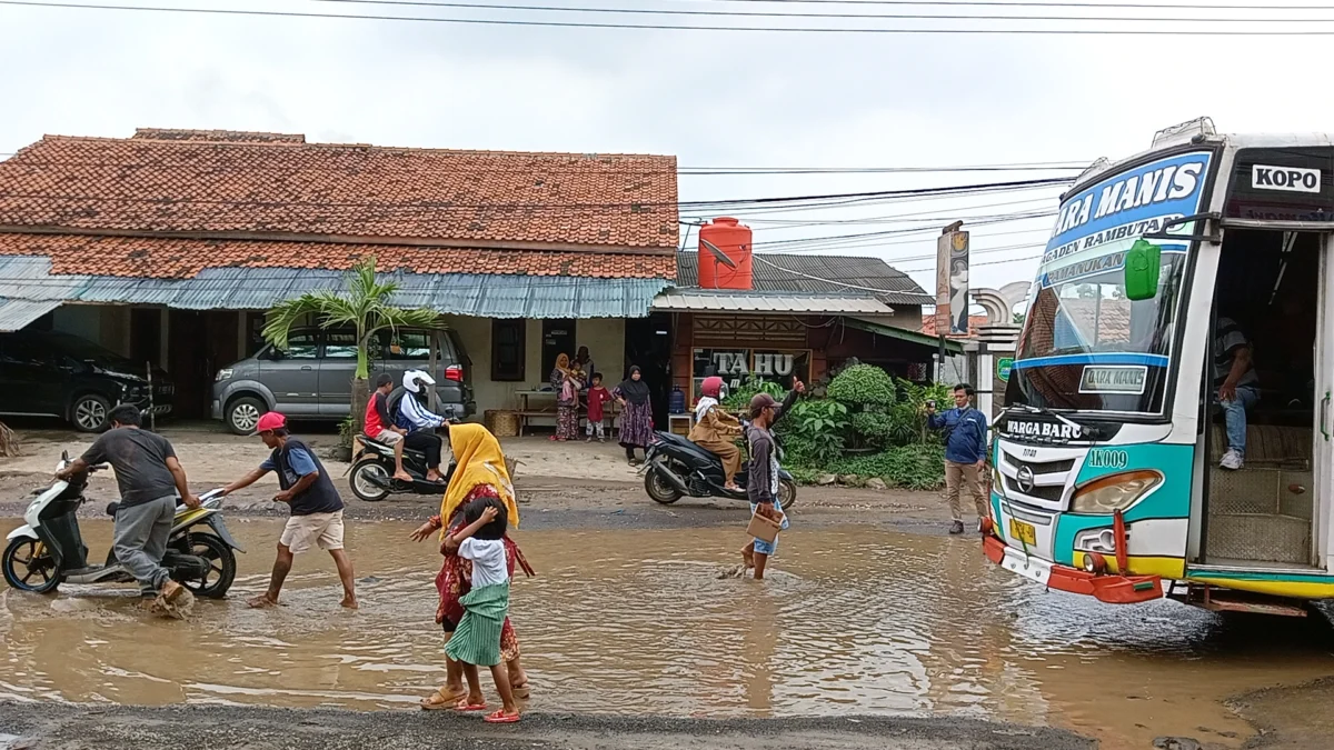 Warga Minta Kepastian Pembangunan Jalan Provinsi di Pamanukan