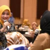 Ketua TP PKK Provinsi Jabar Atalia Ridwan Kamil menghadiri Forum Perangkat Daerah Peningkatan Jejaring dan Kolaborasi Multipihak dalam Meningkatkan Pemberdayaan Perempuan, Perlindungan Anak, dan Keluarga Berencana.