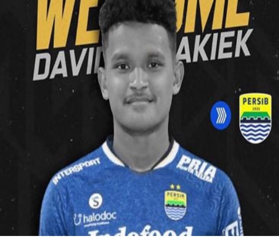 Melihat Penampilan David Rumakiek Pemain Anyar Persib di Persipura