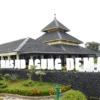 masjid agung demak