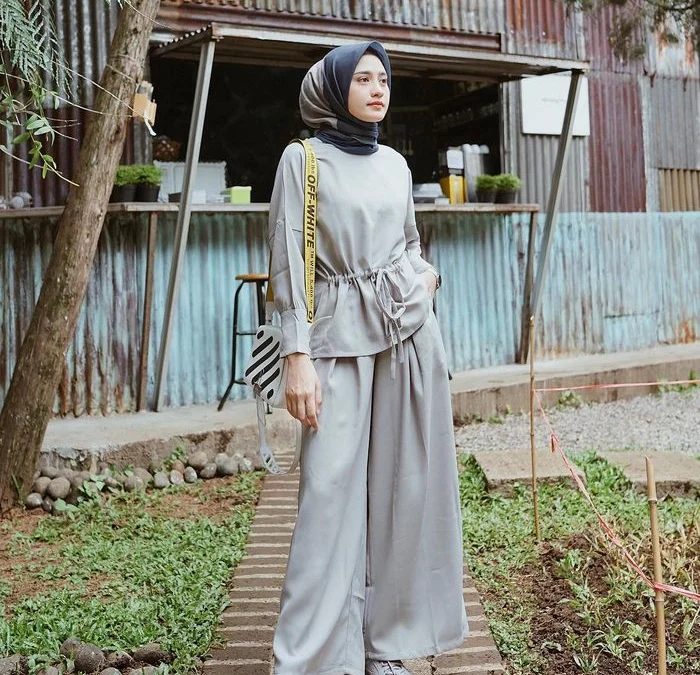 Rekomendasi OOTD Hijab untuk Buka Puasa Bersama Teman