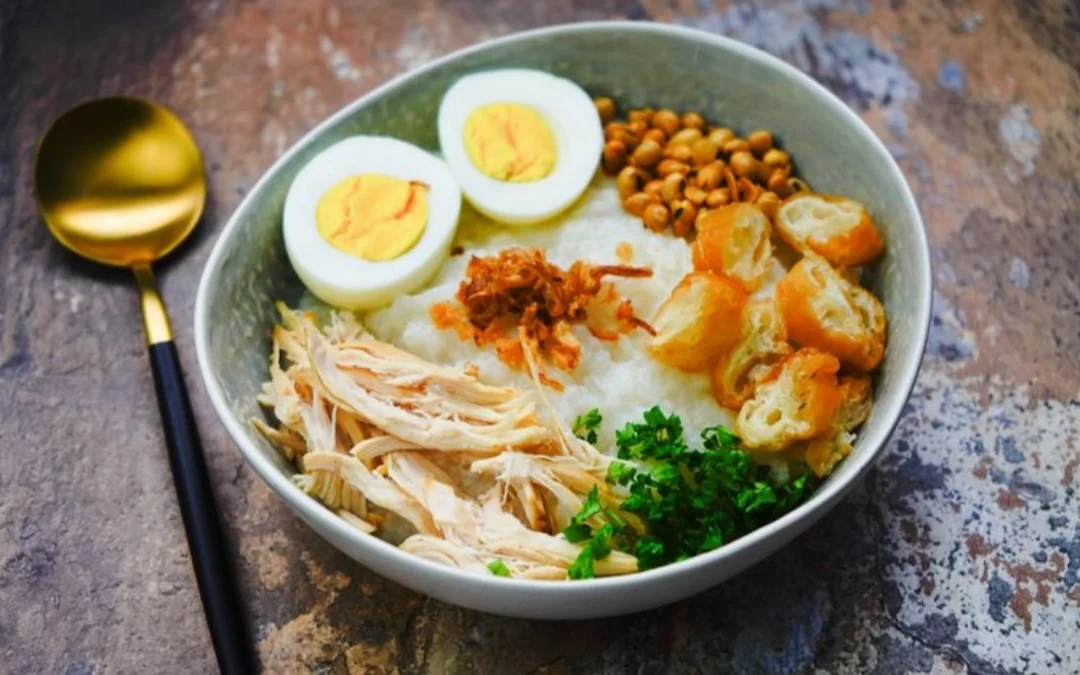 Suka Sarapan Bubur Ayam? Inilah Fakta Menarik Tentang Bubur Ayam