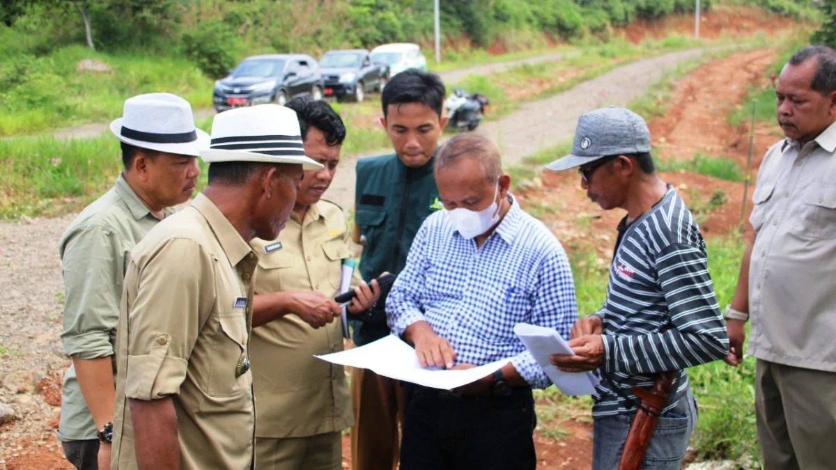 Bantah Ada Warga Tolak Hibahkan Tanah untuk Jalan Cipeundeuy-Serangpanjang