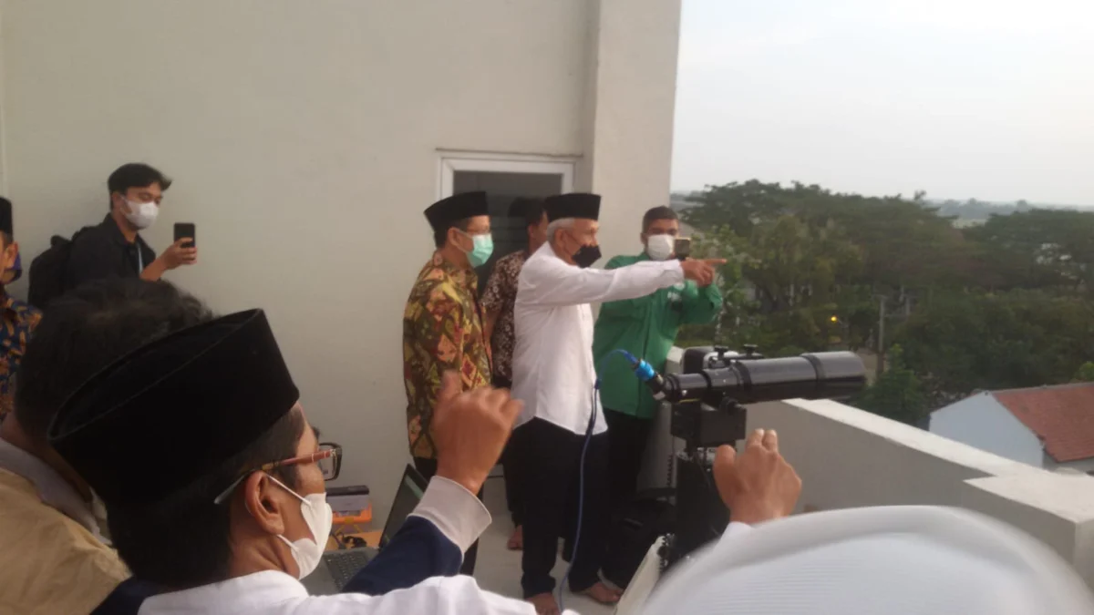 Pengamatan Hilal di SMA Plus Astha Hannas Berlangsung Sukses 