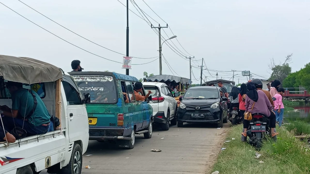 Lebaran Hari ke 3, Masuk ke Pondok Bali Macet