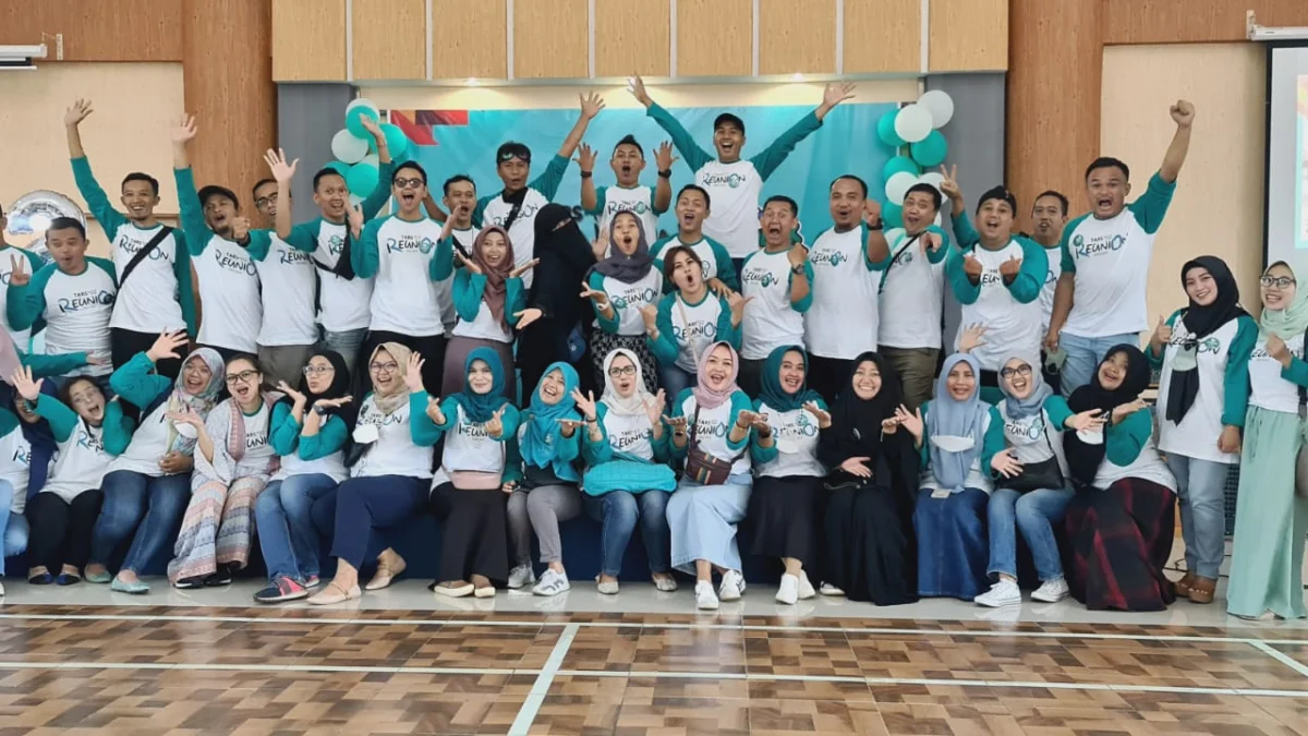 Reuni dan Halal Bihalal Tars’02 Smunda Kuningan, Unfold The Untold Story Reuni dan Halal Bihalal Tars’02 Smunda Kuningan, Unfold The Untold Story