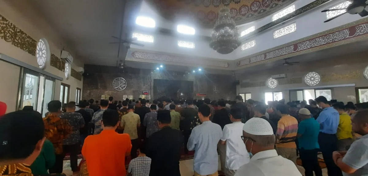 Suasana Haru Salat Gaib Eril Putra Ridwan Kamil