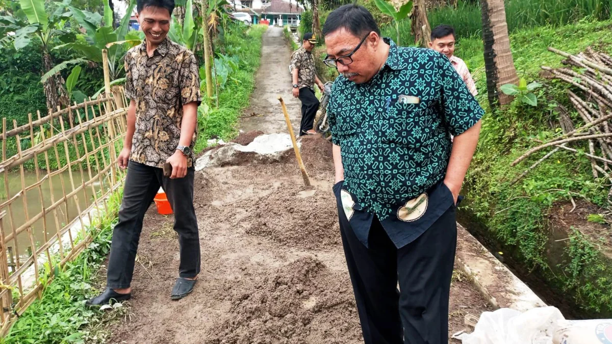 Tunggu Hasil Lelang Perbaikan Jalan