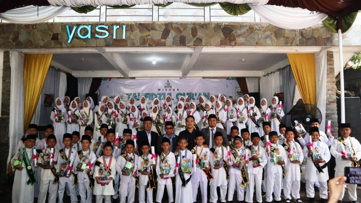 65 Siswa SDIT Cendekia Ikut Wisuda Tahfiz, Lulusan Terbaik Hafal Hingga 5 Juz