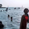 Pantai Pondok Bali Ramai Dikunjungi Wisatawan