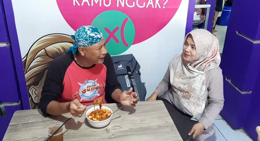 Warung Seblak Gunungsembung Didatangi Si Gundul, Pecinta Kuliner Perlu Coba Juga Nih