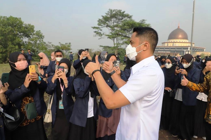 KKN: Plt Bupati Bandung Barat Hengki Kurniawan saat menerima perwakilan dari 1.150 mahasiswa UIN Sunan Gunung Djati Bandung yang akan melaksanakan Kuliah Kerja Nyata di wilayah Kabupaten Bandung Barat.DOK PORKOPIM SETDA KBB