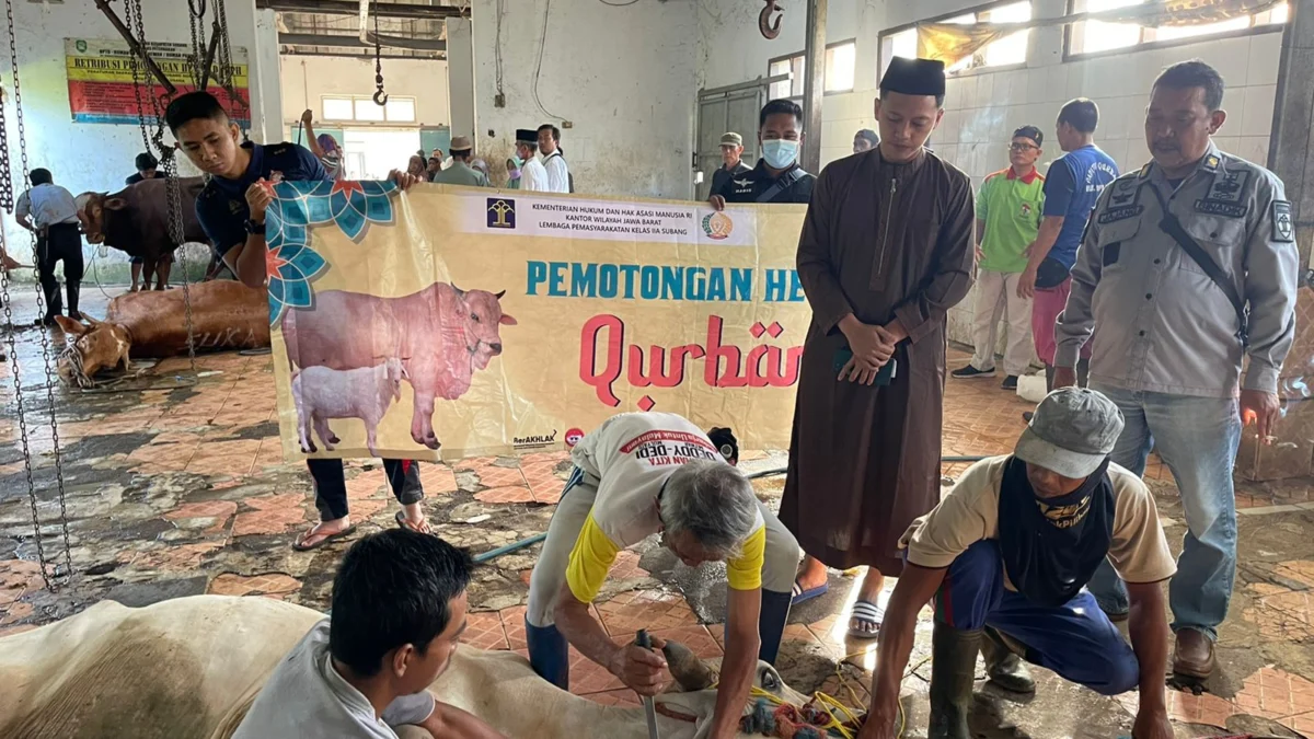 Lembaga Pemasyarakatan Kelas II A Subang Potong Hewan Kurban, 709 Narapidana Dibagi Daging