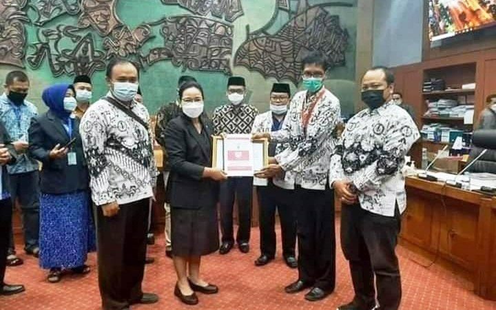 Honerer Tenaga Kependidikan Minta Diperlakukan Layaknya Seperti Guru, Tuntut Diangkat Jadi PPPK Tanpa Tes