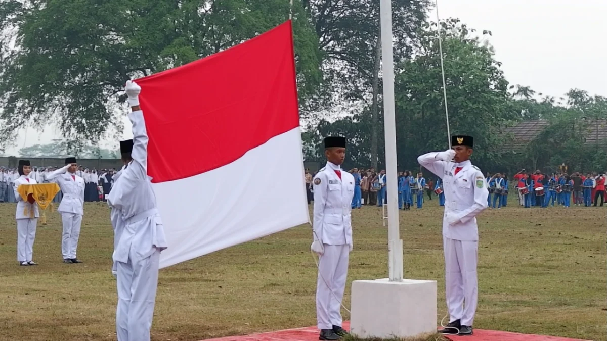 Peringatan HUT ke-77 RI di Purwadadi Berlangsung Khidmat, Camat Ajak Masyarakat Maknai Kemerdekaan 