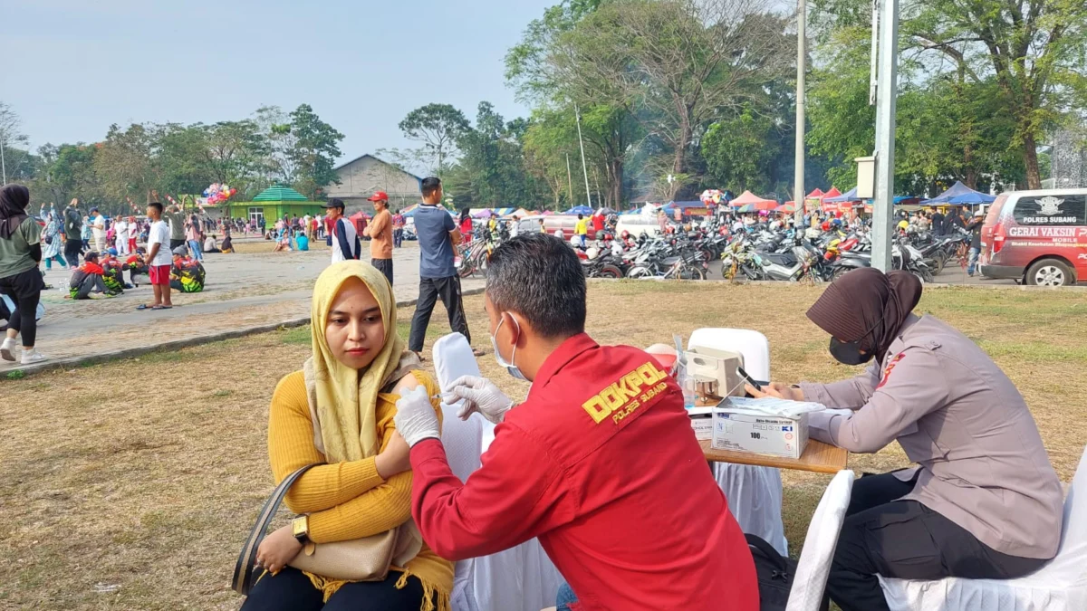 Vaksinasi dan Donor Darah Ramaikan Semarak Kemerdekaan dalam Rangka HUT ke-14 Pasundan Ekspres dan HUT ke-6 Sajati