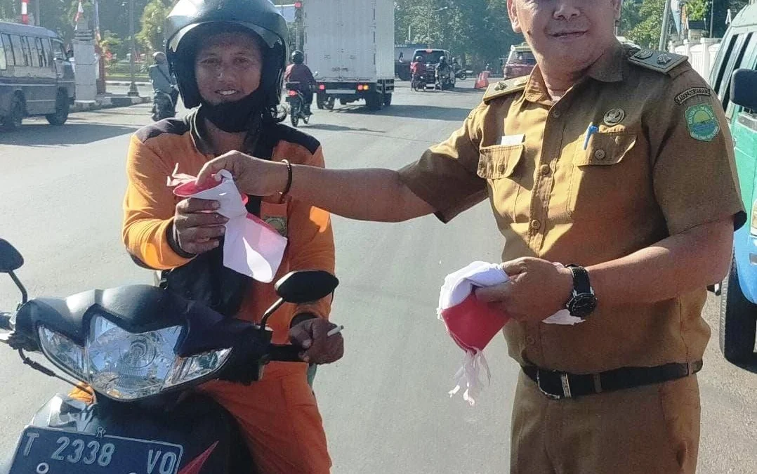 Subang Dukung Gerakan Pembagian 10 Juta Bendera Merah Putih