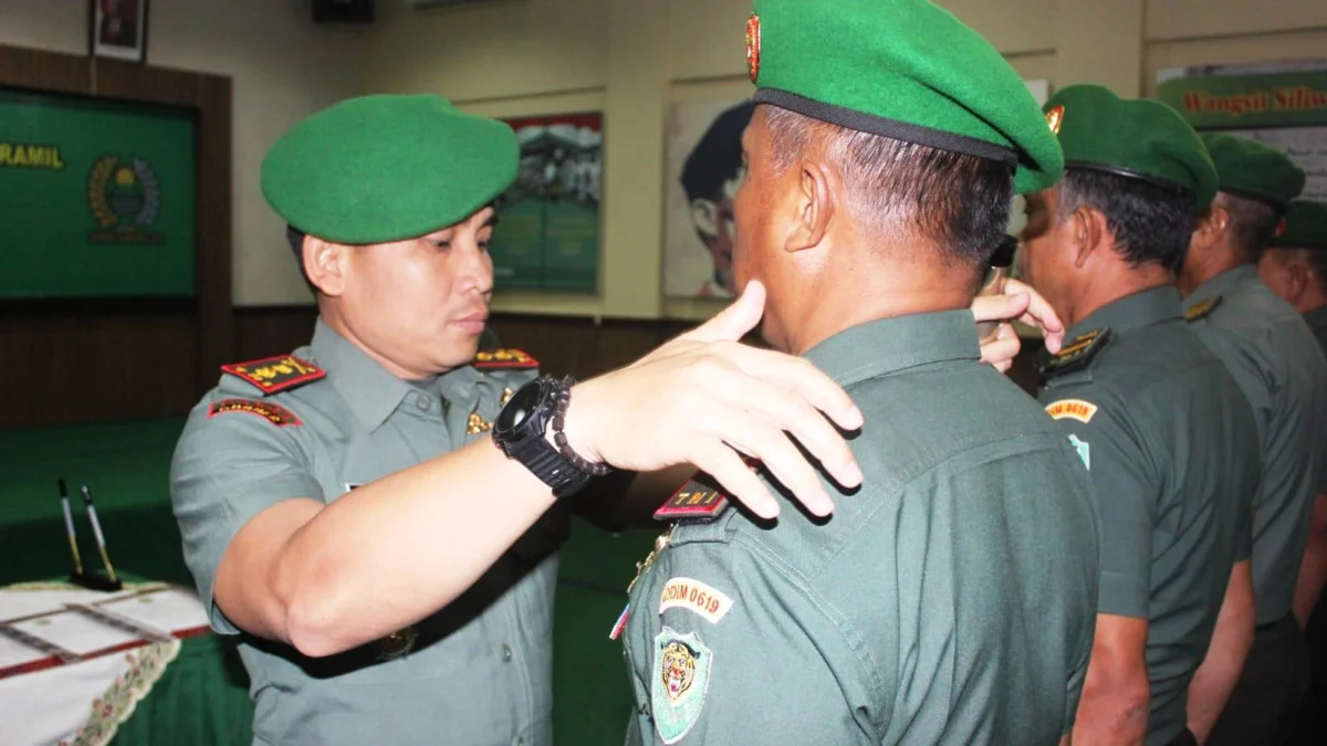 Dandim: Pergantian Jabatan Bagian Regenerasi Dandim: Pergantian Jabatan Bagian Regenerasi