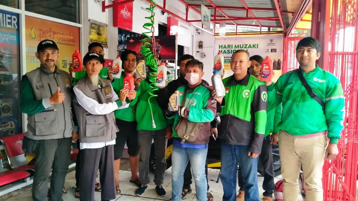 Baznas Tebar Bantuan di Hari Muzaki Nasional