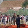 Dimakamkan di TMP Kalibata, Pemakaman Jenazah Ketua Dewan Pers Azyumardi Azra Dipimpin Oleh Muhadjir Effendy