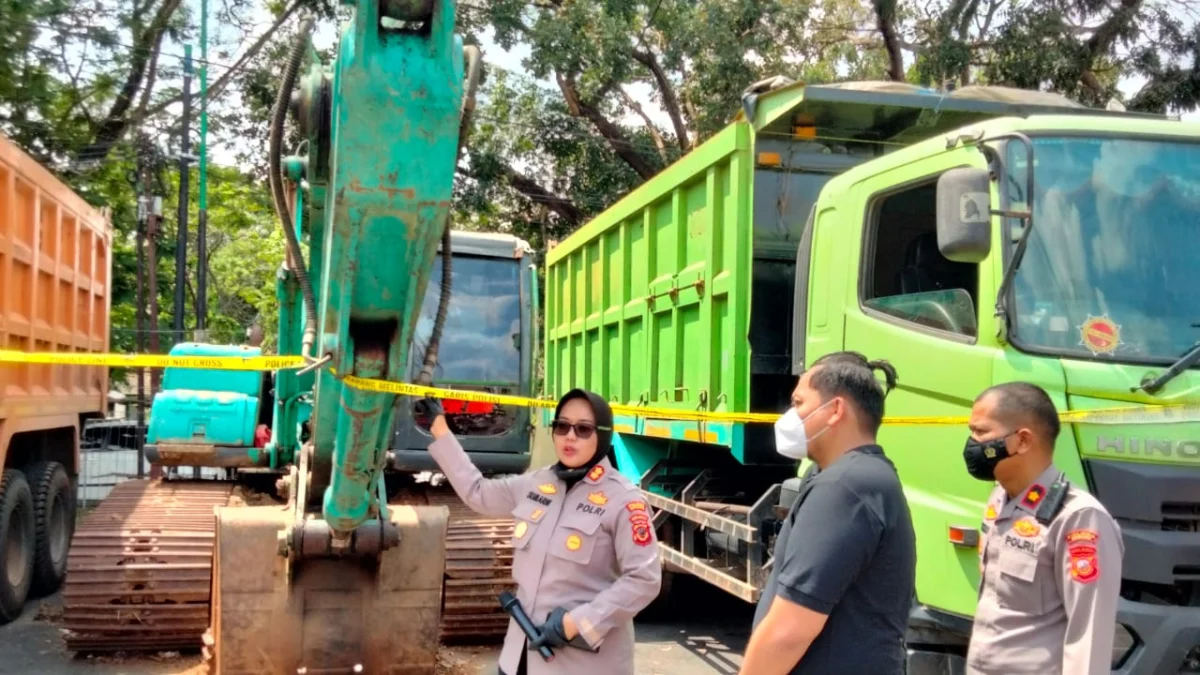 Pelaku Tambang Tanah Merah Ilegal di Cipeundeuy Diringkus Polisi