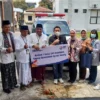 BRI Kantor Cabang Subang Serahkan CSR ke Kemenag 1 Unit Mobil Ambulance