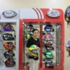 HELM: Berbagai jenis helm unggulan dan berkualitas dari berbagi merek dipajang di Start Bike Mart.CINDY/PASUNDAN EKSPRES