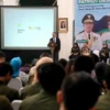 AMANAT: Gubernur Jawa Barat Ridwan Kamil saat memberikan amanat kepada Patriot Desa yang akan diterjunkan ke desa-desa di Jawa Barat