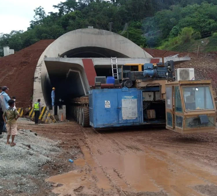 Kontraktor KCJB Akan Perbaiki Rumah Warga Desa Bunder Purwakarta yang Terdampak Pembangunan