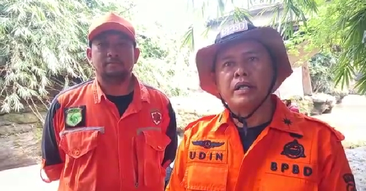 Karyawan Daenong Terjatuh ke Sungai Belum Ditemukan, Pencarian Hari Keempat BPBD Subang Tambah Kekuatan