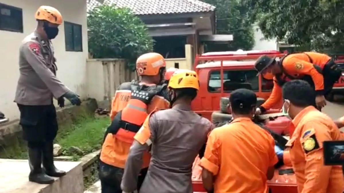 Jenazah Karyawan PT Daenong yang Hanyut ke Sungai Sudah Tiba di RSUD Subang