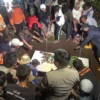 Suasana Haru Selimuti Pemakaman Ratna di Malam Hari, Pemotor Karyawan Pabrik yang Hanyut