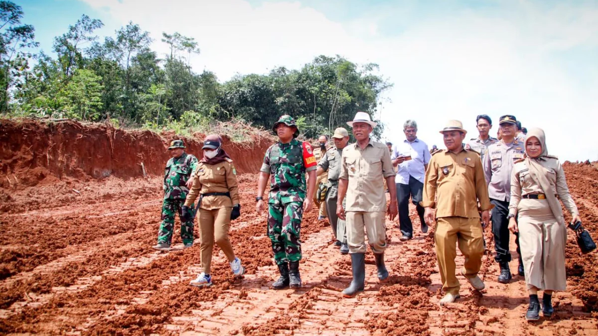 Bupati Ruhimat Sebut Jalan Serangpanjang-Cipeundeuy Solusi Atasi Kemacetan