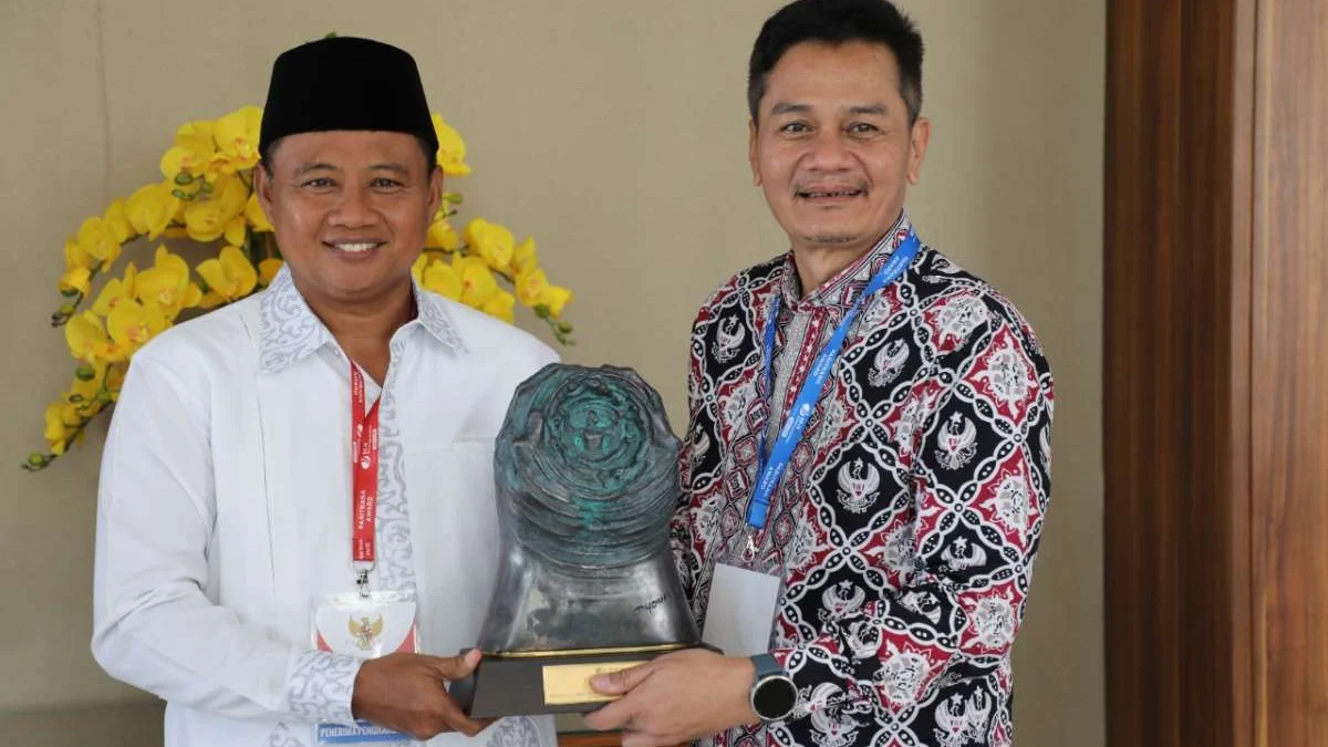 Pemdaprov Jabar, Bank Bjb, Es Cendol Elisabeth Raih Paritrana Award