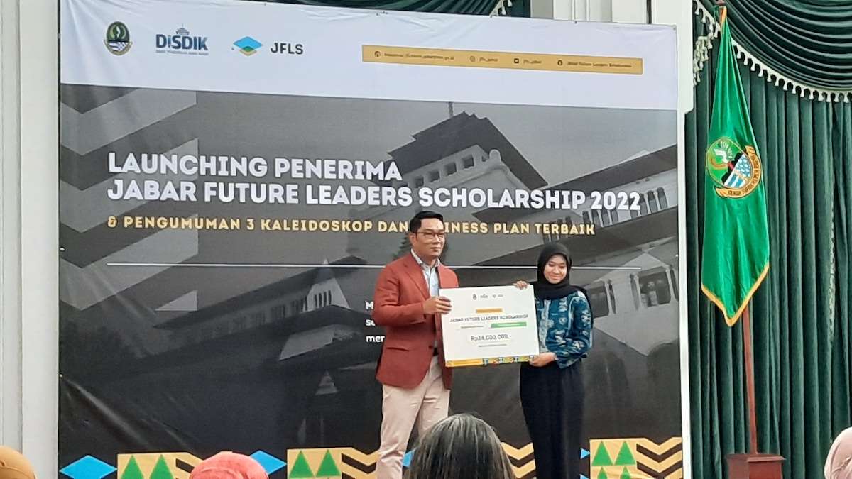 Lulusan Program JFLS, Berikan Kontribusi Bagi Kemajuan Jabar